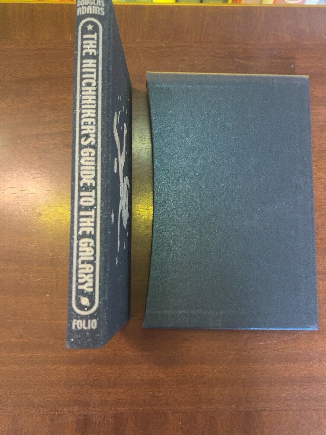 The Hitchhiker's Guide to the Galaxy, catalogue photograph 4