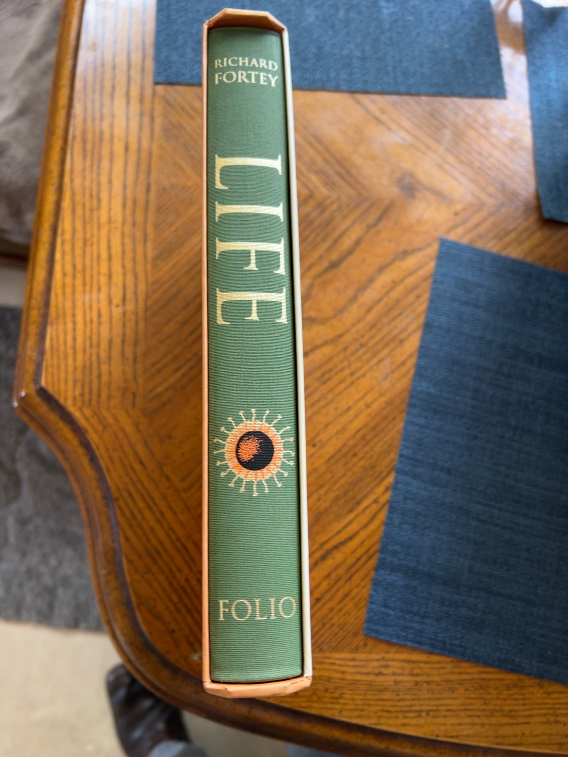 Life: An Unauthorised Biography, FOL-0097