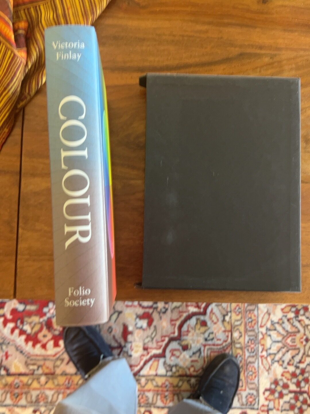 Colour: Travels Through the Paintbox, FOL-0035