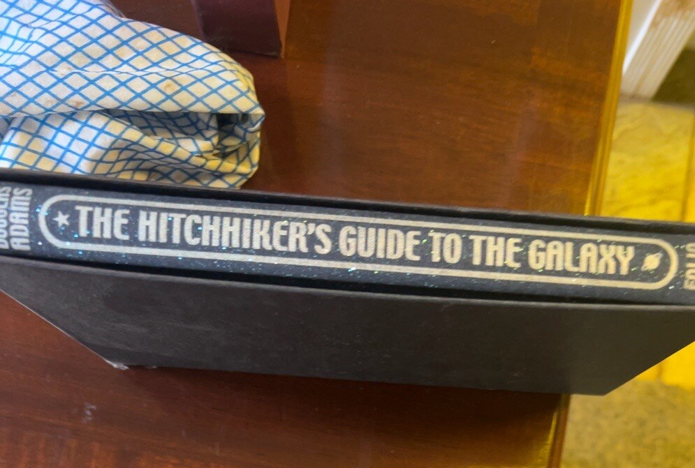 The Hitchhiker's Guide to the Galaxy, FOL-0066