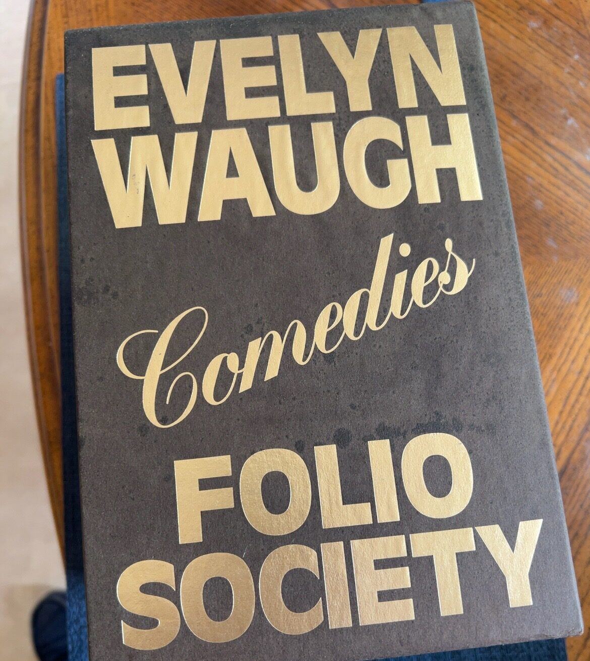 Evelyn Waugh: Comedies, FOL-0077