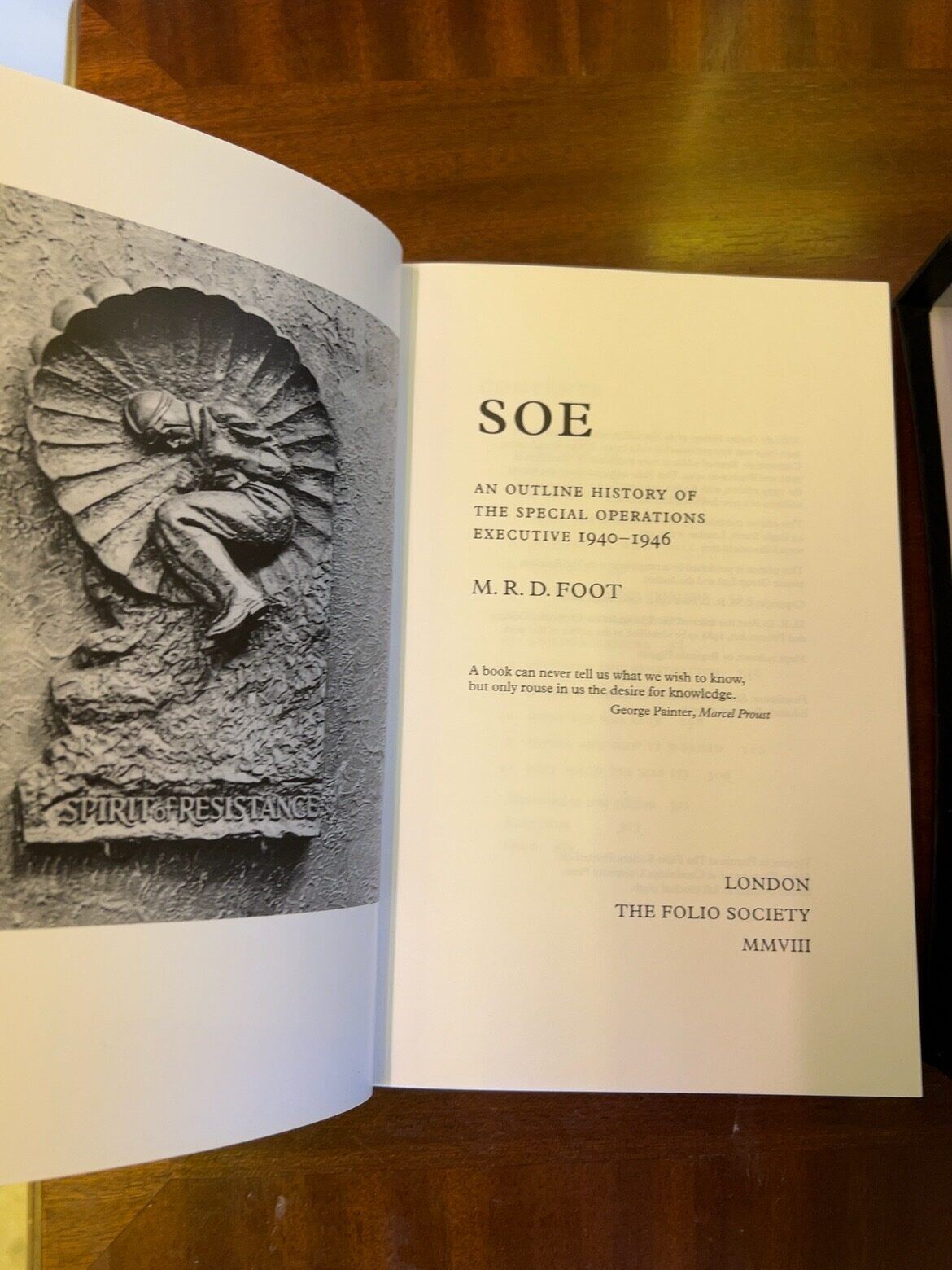 SOE: An Outline History of the Special Operations Executive 1940–1946, catalogue photograph 3